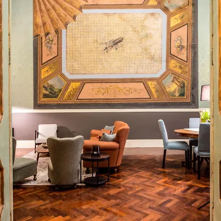 Royal Arthouse Lady Marys Tribunali Luxury Suite - Family Apartment-3